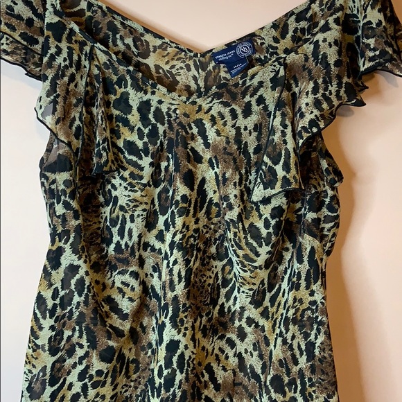 SHEER CHEETAH PRINT TOP!! - Picture 2 of 6